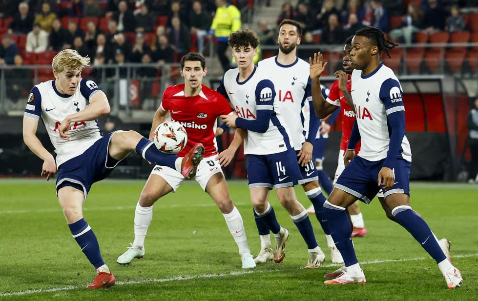 AZ Alkmaar vs Tottenham (00:45 &#8211; 07/03) | Xem lại trận đấu